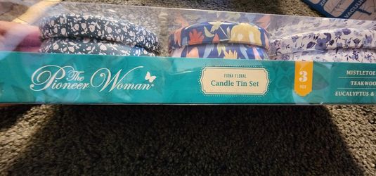 Pioneer Woman Fiona Flora Candle Tin Set