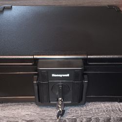 Honeywell Safe