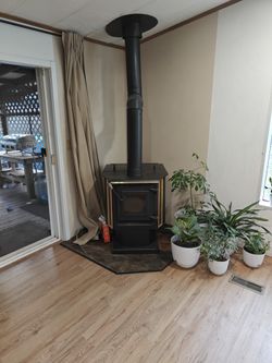 FIREPLACE.WOOD PELLETS