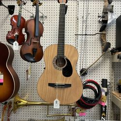 Rogue Acoustic Guitar 