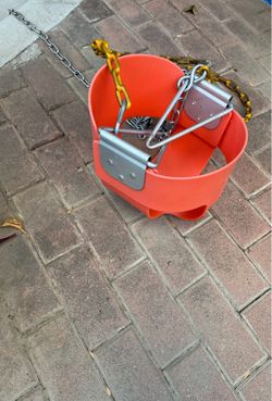 Kids swing