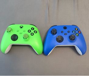 Xbox controllers
