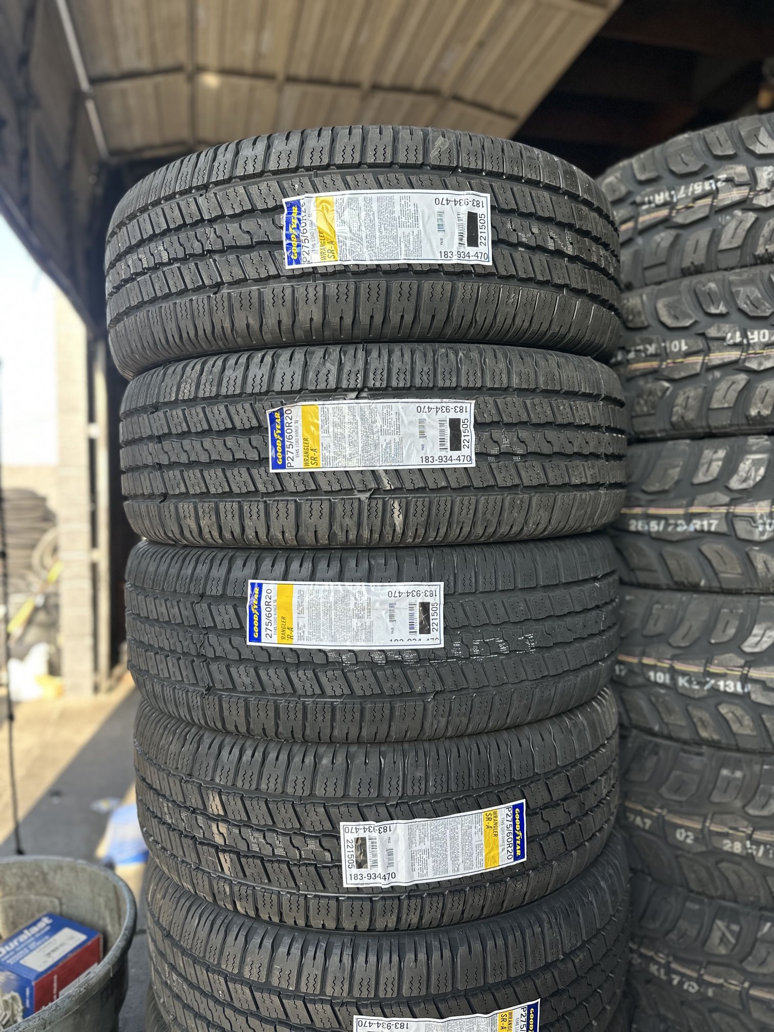 275/60/20 Goodyear Brand New Free Mount And Balance Nuevas Montadas Y Balanciadas Gratis