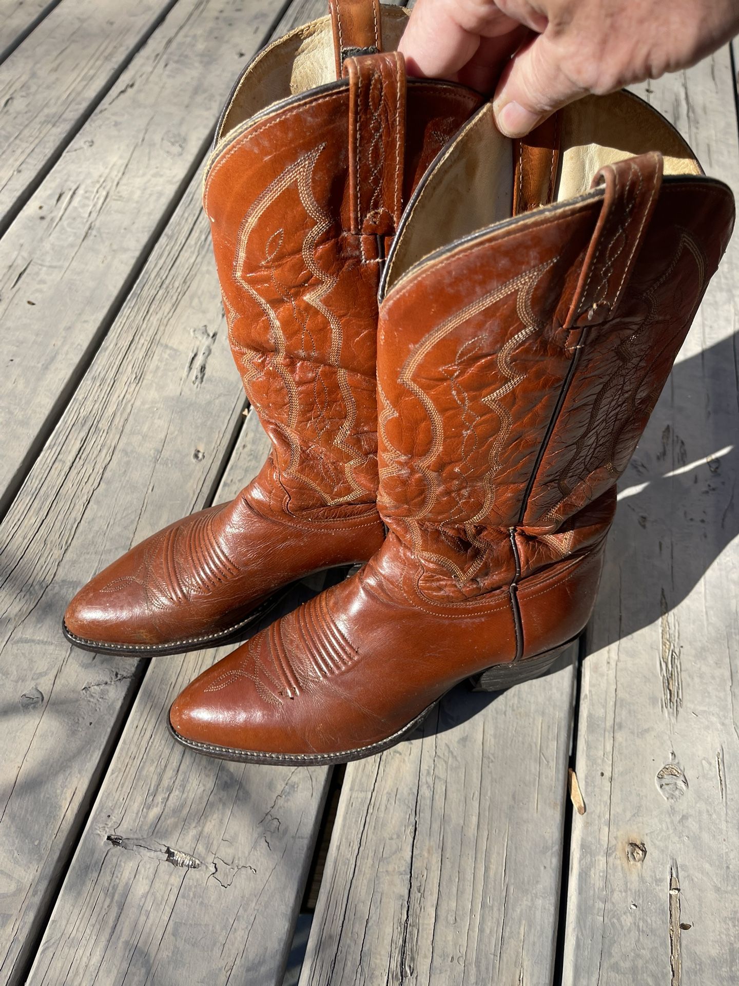 Men’s Boots - Size 9D - J.Chisholm