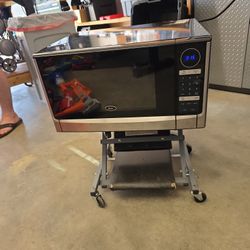 Oster Microwave
