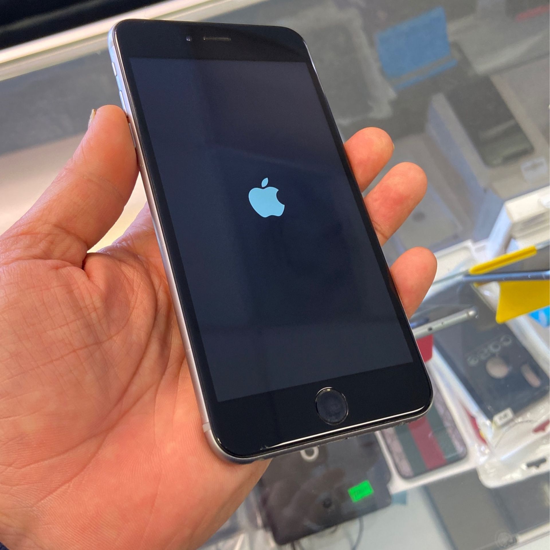 iPhone 6 Plus T-Mobile Metro