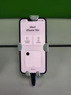 iPhone 16e