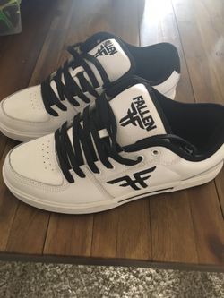 Fallen size 9.5