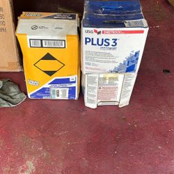 Liquid Nail And Sheetrock Joint Compound