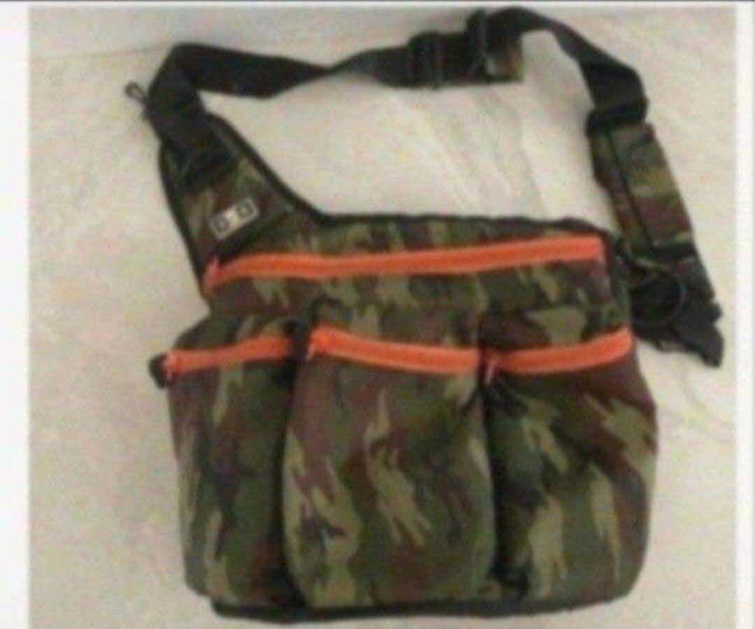 DIAPER DUDE CAMO BAG