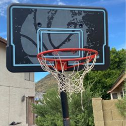 Basketball Hoop 