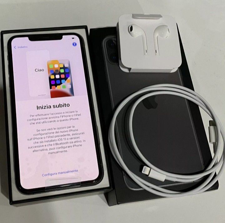 Apple iPhone 11 Pro Max 256gb Grey just replaced Apple from AppleCare