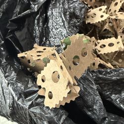 Packing Cardboard Cubes