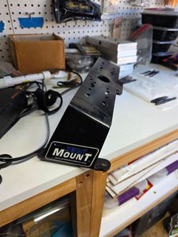 Fish finder mount