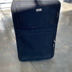 Protege Wheel Luggage 