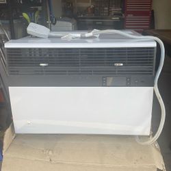 Window AC Unit