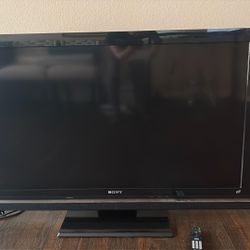 SONY TV 46" with Remote Control