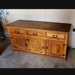 TV STAND / SIDEBOARD