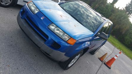 2005 Saturn 154 millas (contact info hidden)