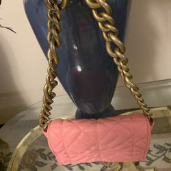 ZARA- Quilted Chain Shoulder Bag In Pink!!!