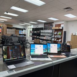 MacBook Pro 13 inch M1 Chip 16GB RAM 1TB SSD with Store Warranty and Financing Available