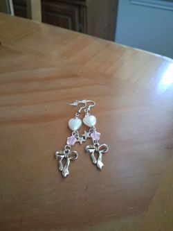 Pink bow earrings
