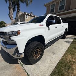 Chevy Silverado 1500 LT (Z71)