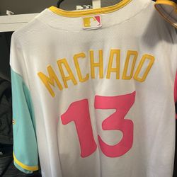 San Diego Padres Manny Machado Jersey XL for Sale in San Diego, CA - OfferUp