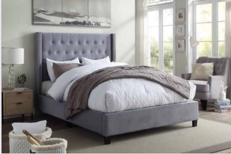BRAND NEW GRAYSTONE QUEEN BED