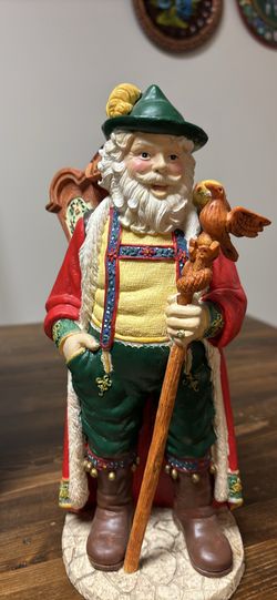House of Lloyd Christmas Around the World 10” Alpine Santa  intricate design  Resin