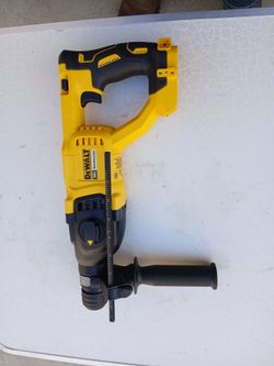 Roto Martillo Dewalt 20v Brushless Tres canbios solo herramienta