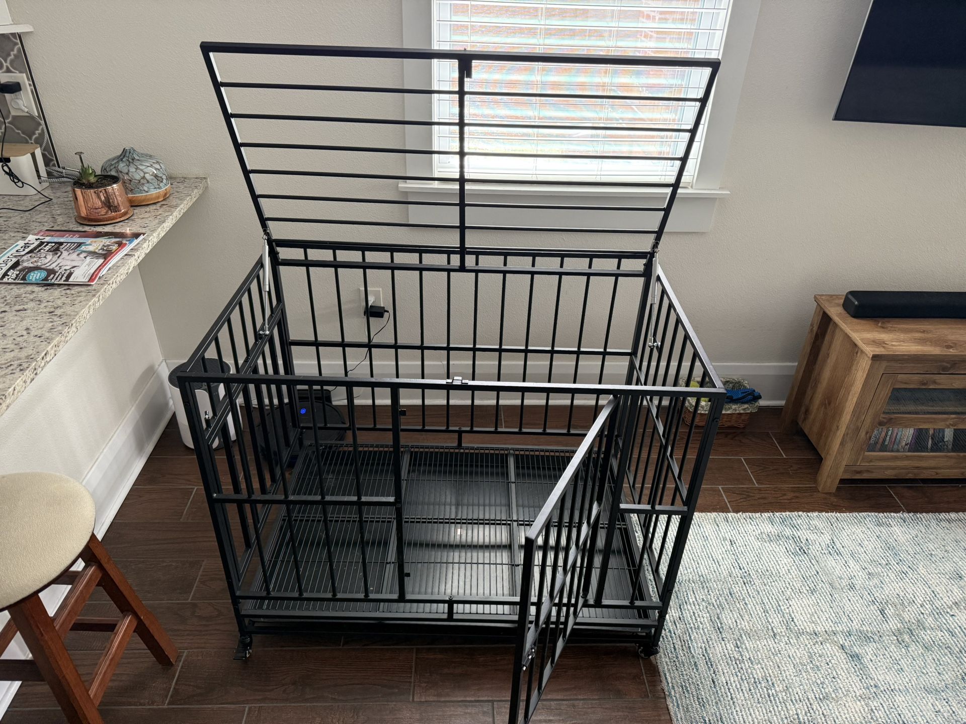 Wheeled Heavy Duty Dog Crate