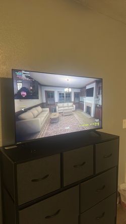 Roku 40’ TV