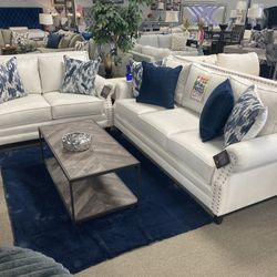 Amazing Sofa Loveseat! $2,099! Easy Financing! 💛🏠✨