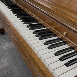 Piano Baby Grand