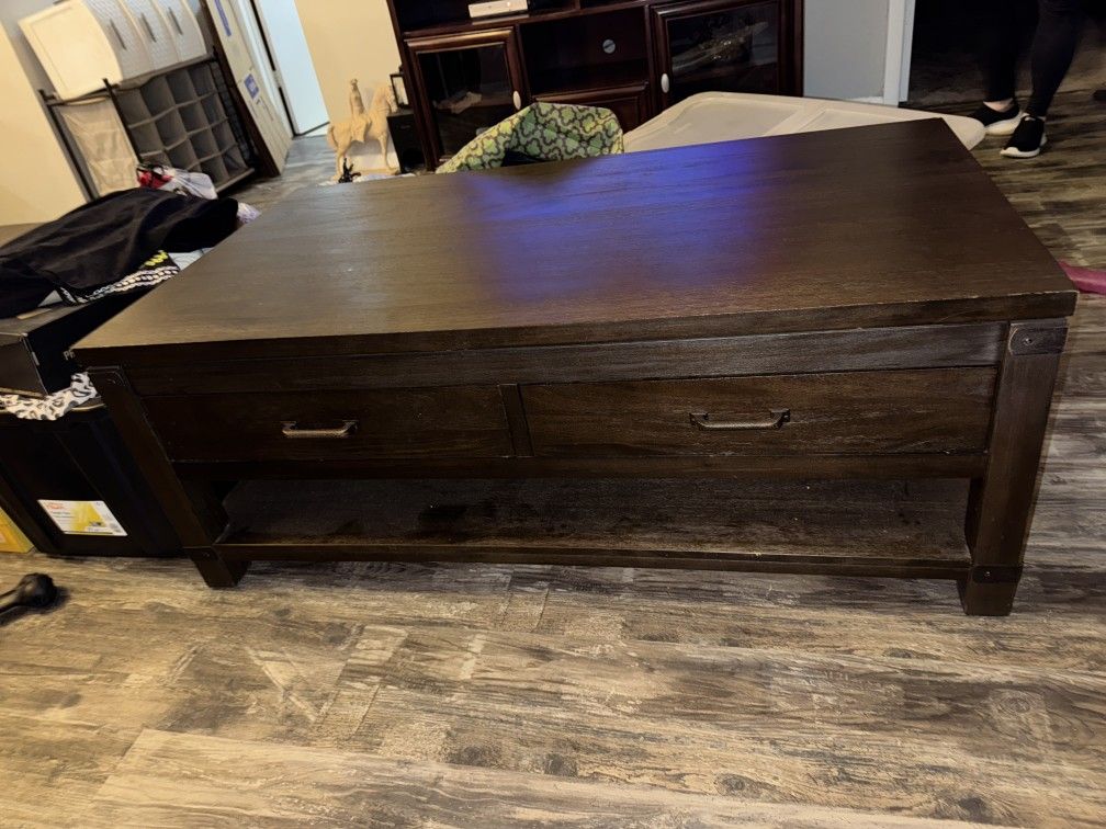 Coffee and End Table