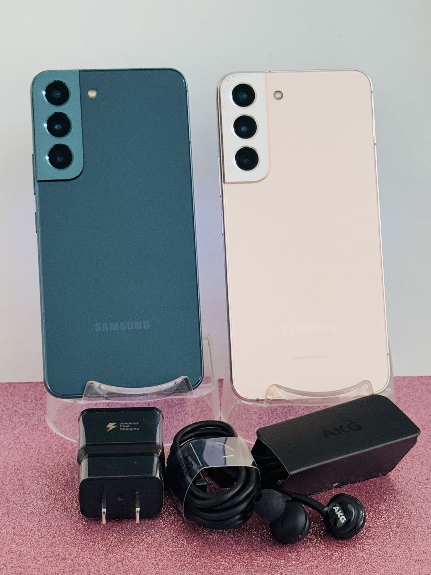 Samsung Galaxy S22 (128gb) Green / Pink UNLOCKED