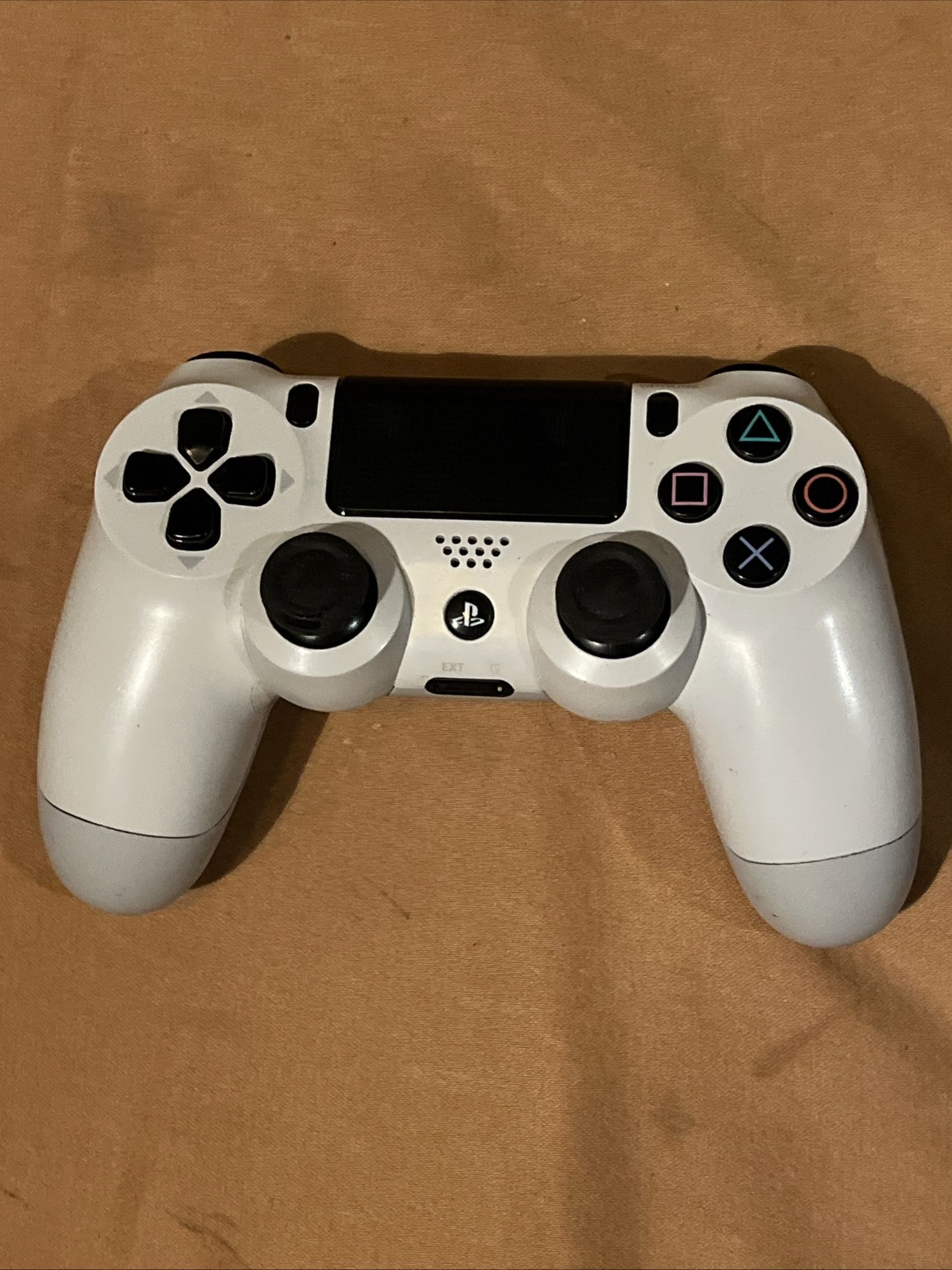 Sony Playstation 4 PS4 DualShock 4 Wireless Controller White CUH-ZCT1U