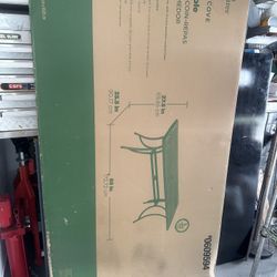 New Dining Table 68 L x 35.1/2 W x 27.1/2 h