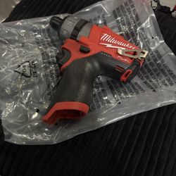 M12 Fuel Drill