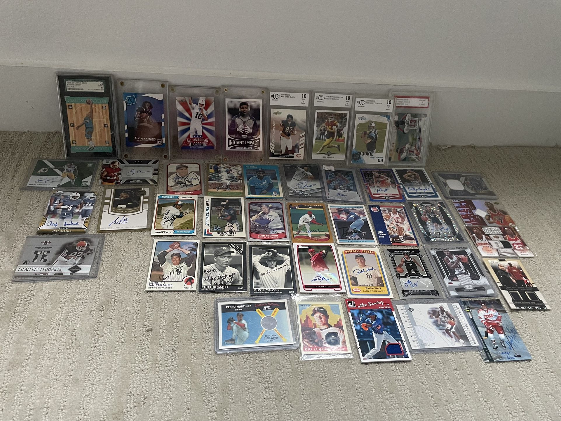 Sports Card Collection Rookies/autos/patches/ Stars!