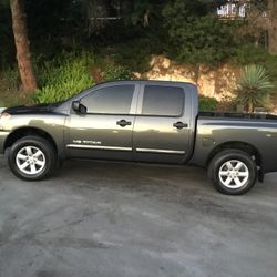 2009 Nissan Titan