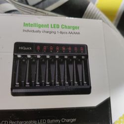 HiQuick AA /AAA  NiMh/Ni-CD LED Charger