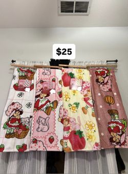 Strawberry Shortcake Blankets 🍓