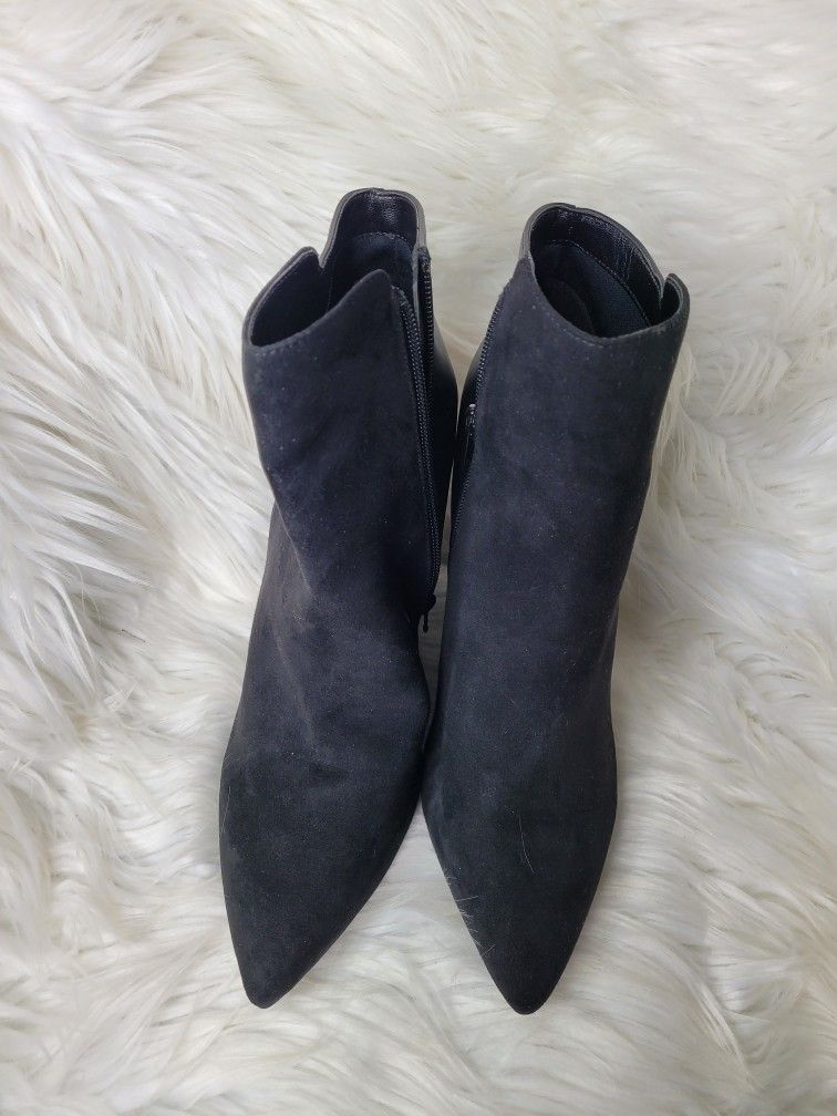 NWOT Worthington Wedge Booties 