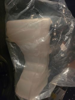 Mopar Coolant Reservoir  dodge