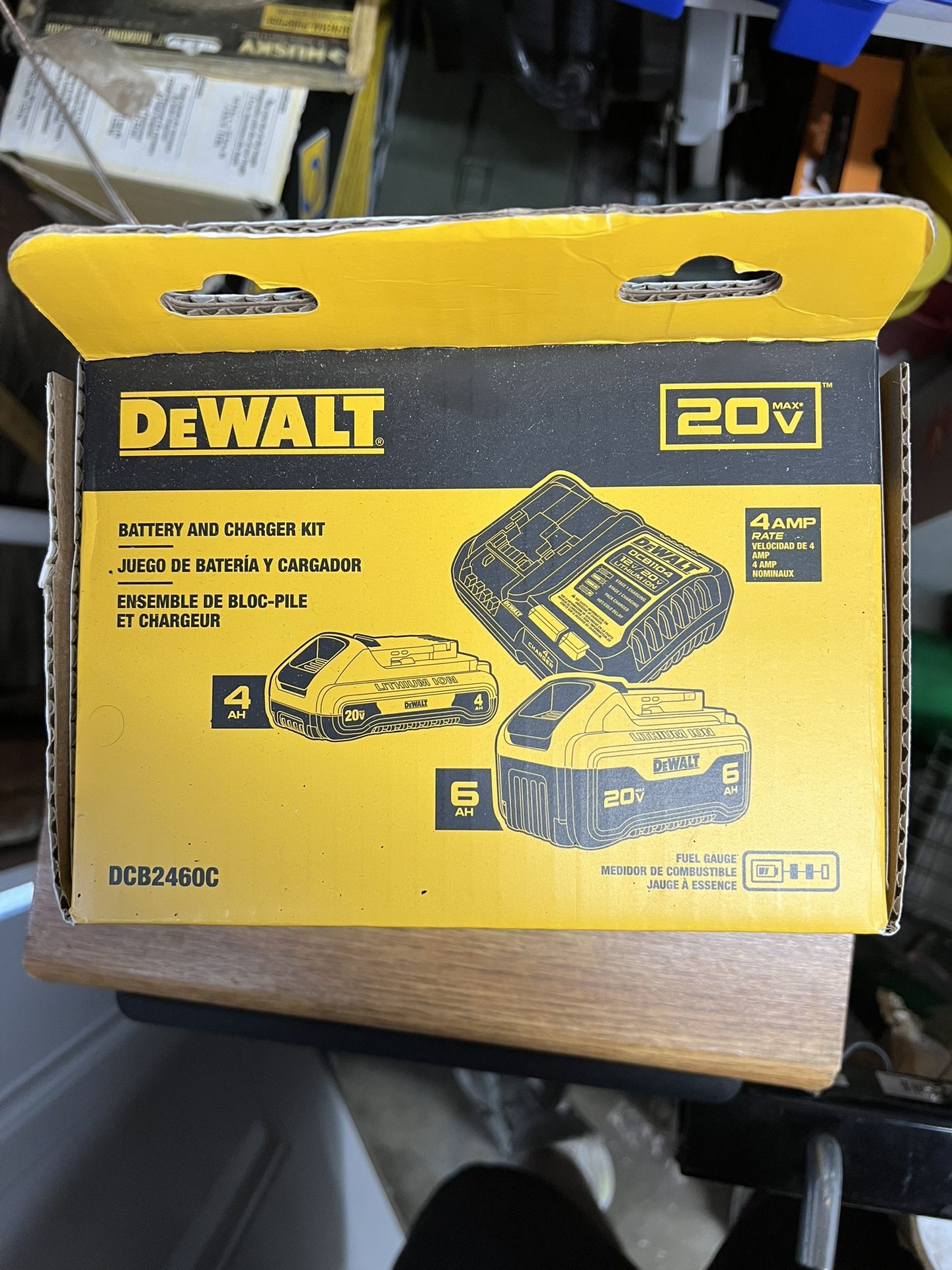 Dewalt DCB2460C Batteries and Charger