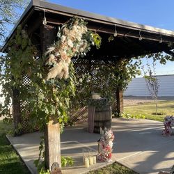 Floral Decor For Arch