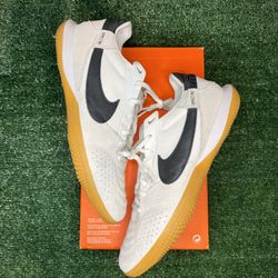 NEW Nike Streetgato 'Summit White' Men’s Soccer Shoes Size 11.5 HV5759-100
