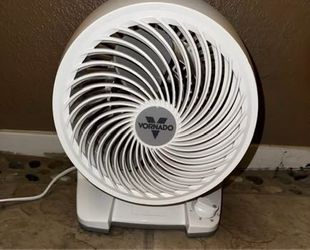 Vornado 533XT Whole Room Air Circulator Fan: Portable, Quiet Operation, 3 Speeds